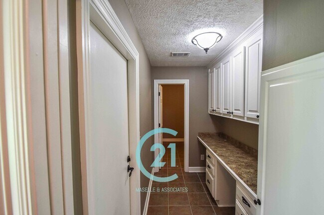 Foto del edificio - 3 Bed/2 Bath Home in Crossgates