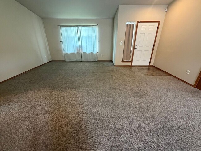 Foto del edificio - Now renting 3 bedroom House