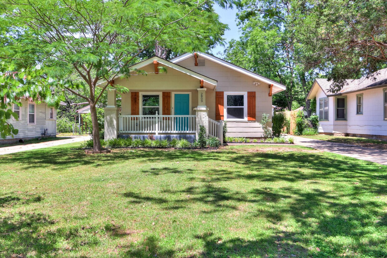 Foto principal - Remodeled Retreat w/ Covered Patio, Front ...