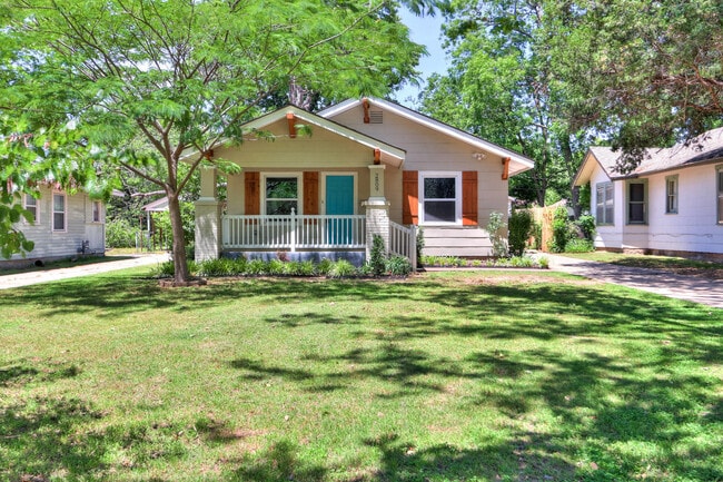 Remodeled Retreat w/ Covered Patio, Front ... - Remodeled Retreat w/ Covered Patio, Front ... House