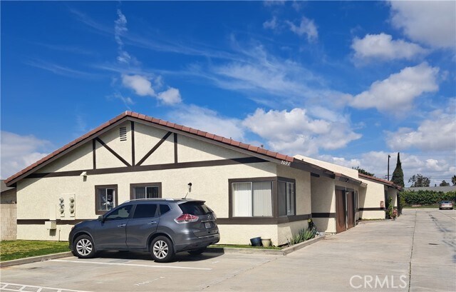 Primary Photo - 7097 Trask Ave