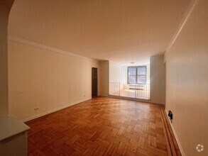 Building Photo - 124 E 24th St