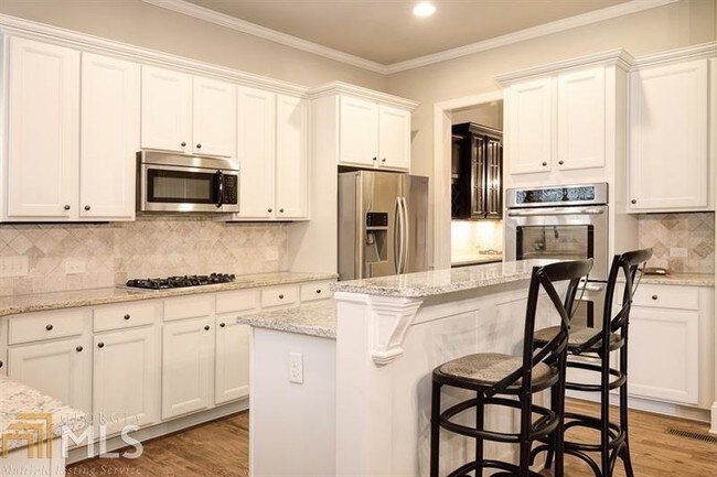 Building Photo - 3265 Camellia Ln