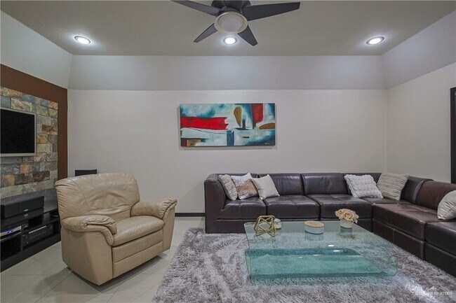 Foto del edificio - 45 Toronto Ave