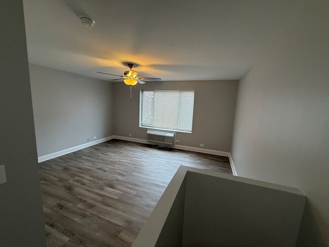 Foto del edificio - 744 W Gordon Terrace