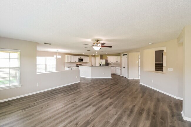 Foto del edificio - 75047 Brookwood Dr
