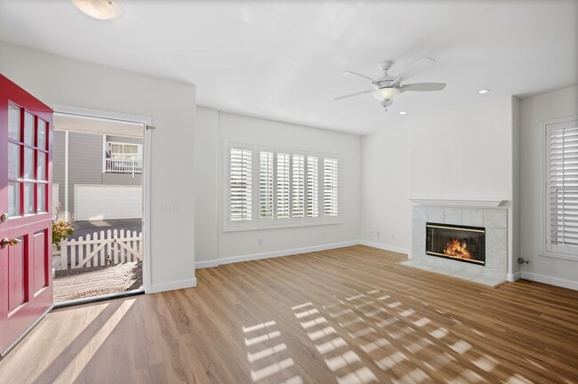 Building Photo - 428 E Bay Ave