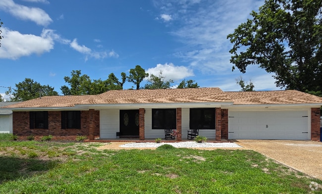 Building Photo - 4218 Northshore Rd