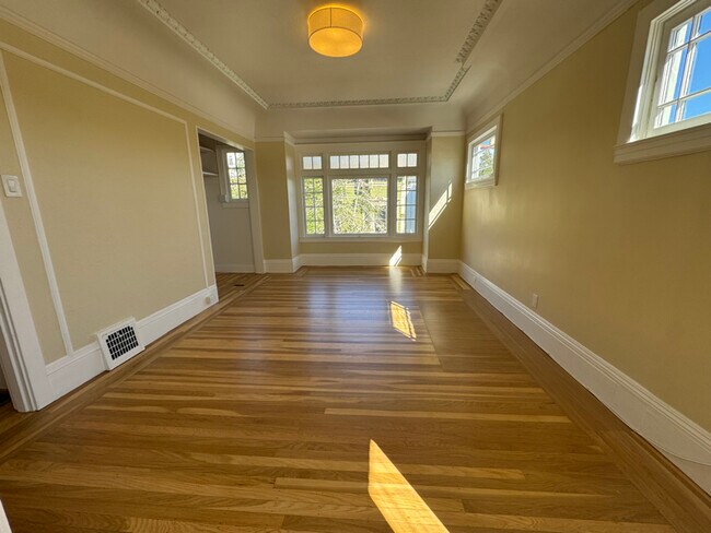 Foto del edificio - 3465 22nd St