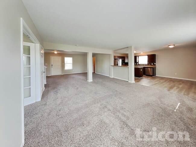 Foto del edificio - 5162 Sandwood Dr