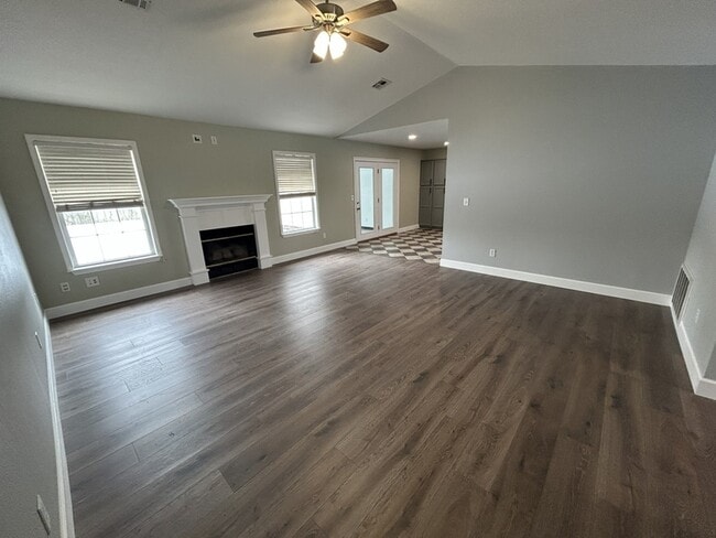 Foto del edificio - 2312 W Birch St