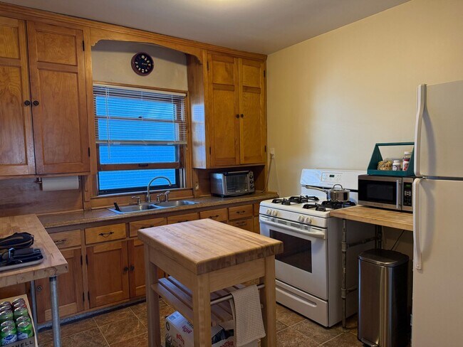 Foto del edificio - 3418 43rd Ave S
