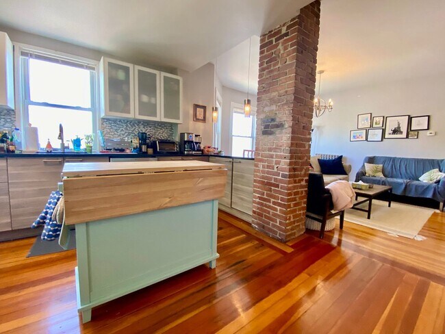 Foto del edificio - HOT BRIGHTON LISTING!!!!