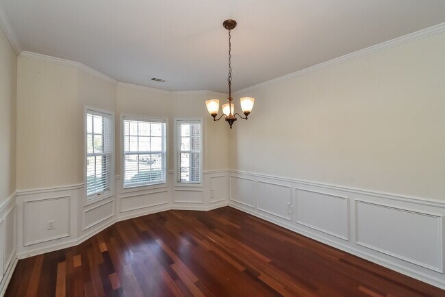 Foto del edificio - 2601 Muskeg Ct SW