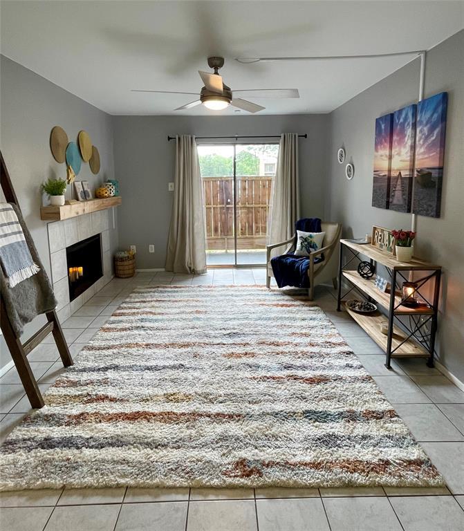 Foto principal - 3300 Pebblebrook Dr