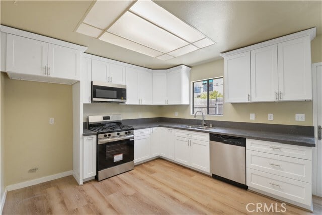 Building Photo - 3214 Locust Ave