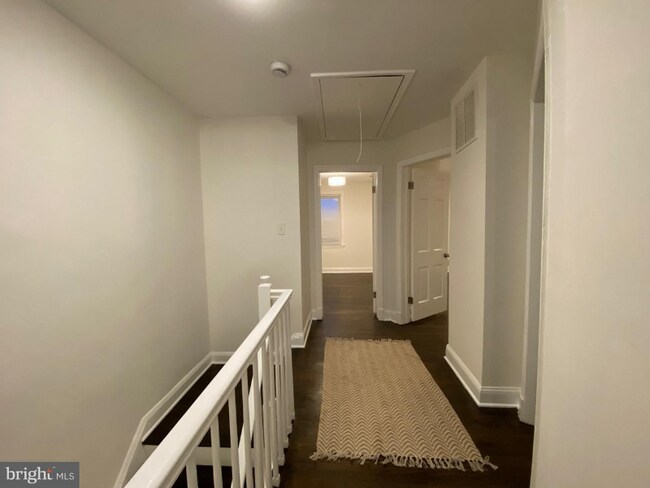 Foto del edificio - 1511 Woodbourne Ave