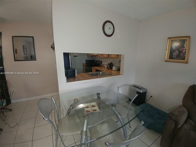 Foto del edificio - 7662 SW 152nd Ave