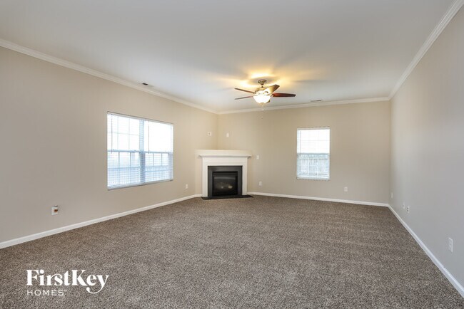 Foto del edificio - 5921 Sandpiper Farm Ln