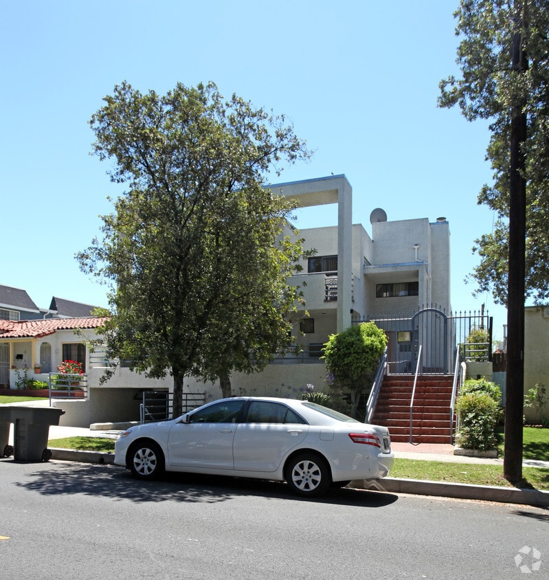 Building Photo - 1038 Allen Ave