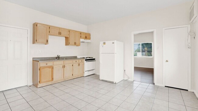 Foto del edificio - 3110 Walton Ave
