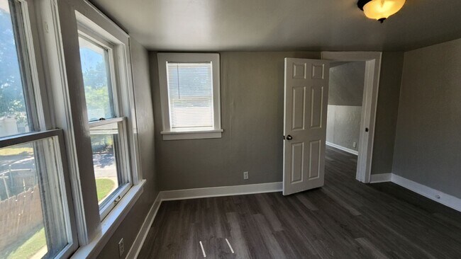 Foto del edificio - Nice 4 Bedroom, 2 Bath Home Near OCU & The...