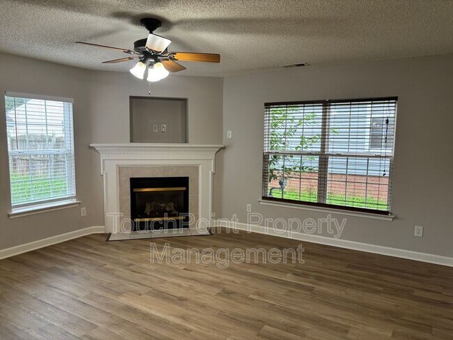 Foto del edificio - 2032 Beckwith Ln
