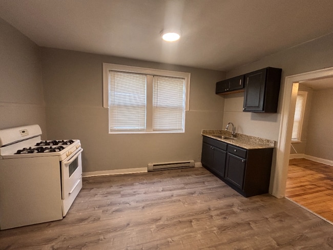 Photo - 8346-8348 S Maryland Ave Apartment