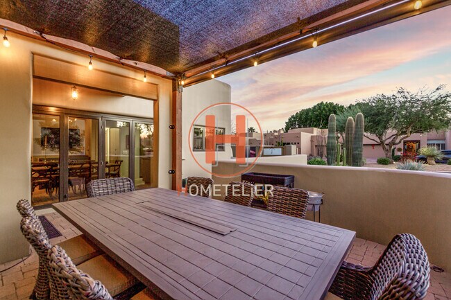 Foto del edificio - 6711 E Camelback-23