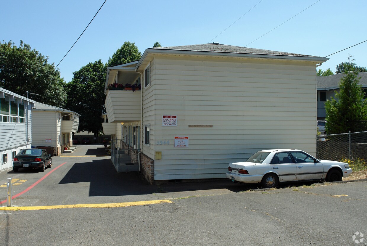 Foto principal - 3544 Liberty Rd S