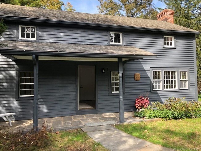 Building Photo - 284 Lyons Plain Rd