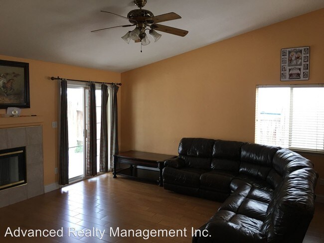 Building Photo - 3 br, 2 bath House - 4204 Oldcastle Ave