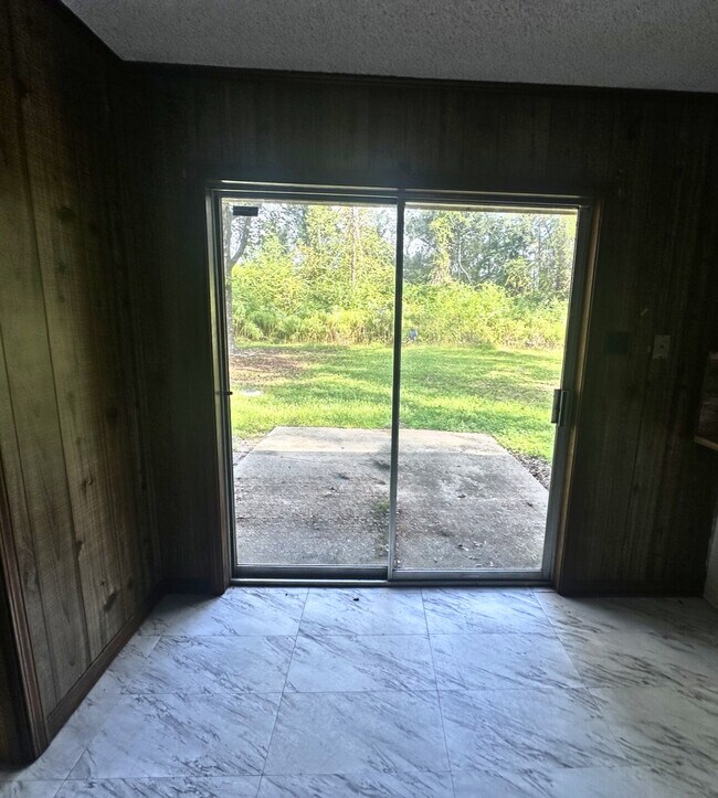 Foto del edificio - 14235 Lamonte Ln