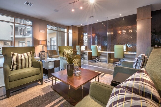 Foto del edificio - Adenine