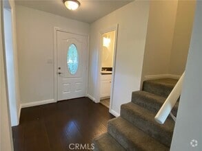 Building Photo - 437 N Rockvale Ave