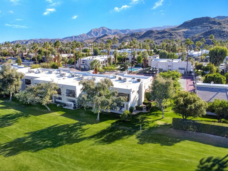 5300 E Waverly Dr Unit F12, Palm Springs, CA 92264 Condo for Rent in