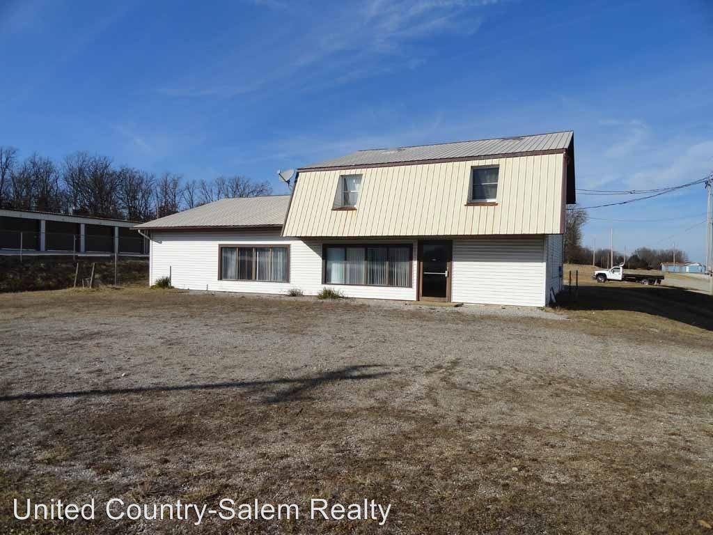 1700 Scenic Rivers Blvd, Salem, MO 65560 Room for Rent in Salem, MO