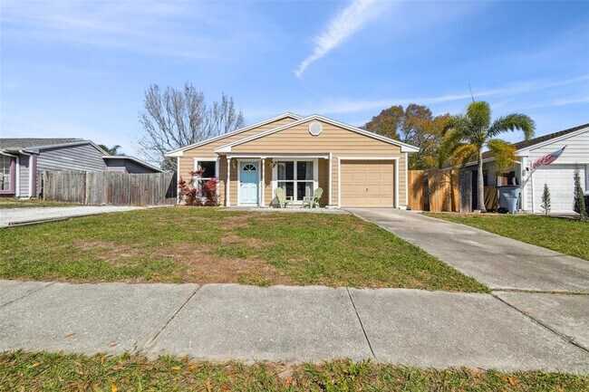 Building Photo - 2803 Northcote Dr