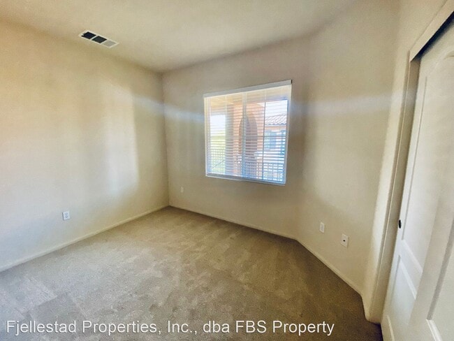 Building Photo - 2 br, 2 bath House - 12697 Savannah Creek ...