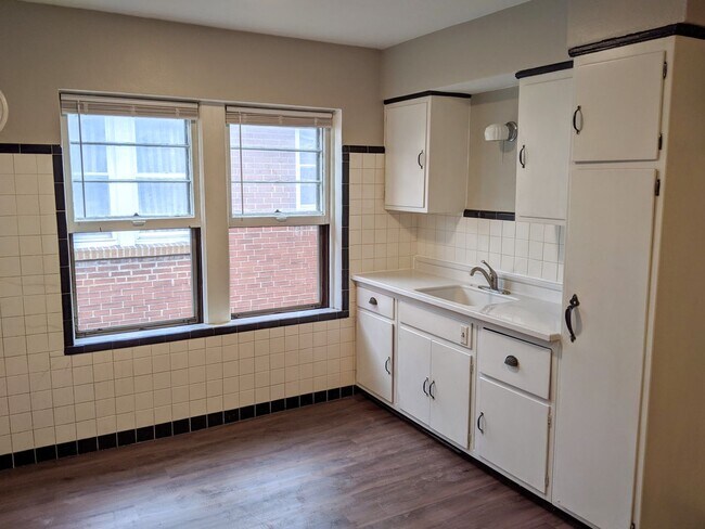 Foto del edificio - Tower Grove South - True 1 bedroom. Historic Charm