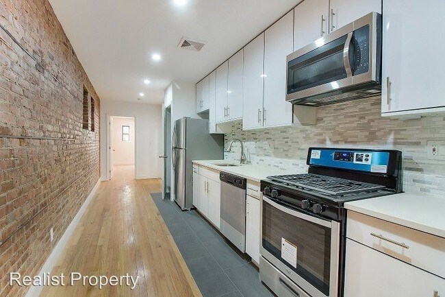 Foto del edificio - 649 9th Ave