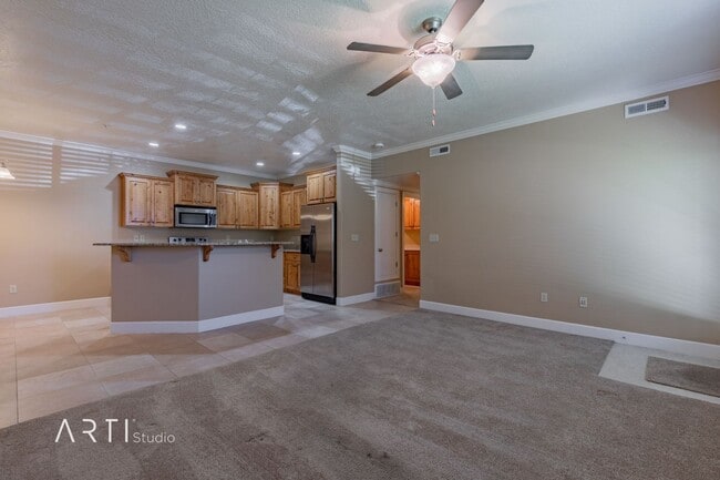 Building Photo - Available September 1 - Spacious 3 Bedroom...