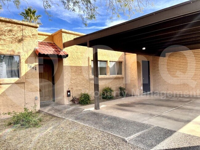 Building Photo - 7861 E Lester St