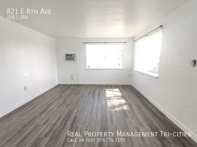 Building Photo - Cute and Cozy Updated Duplex in Kennewick ...