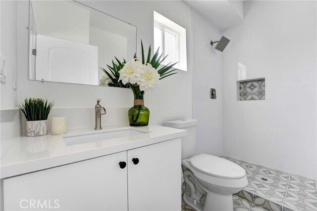 Foto del edificio - 11952 Vanowen St