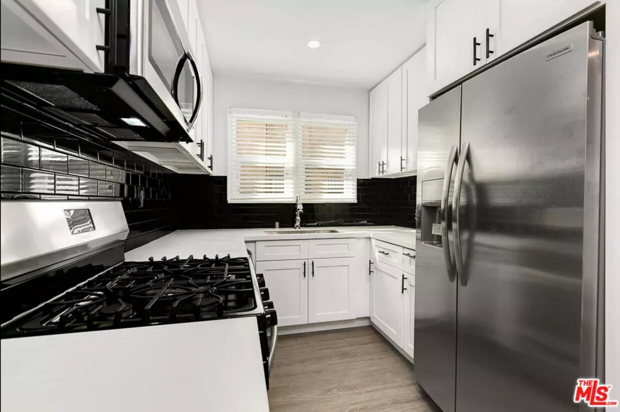 Foto principal - 1345 Constance St