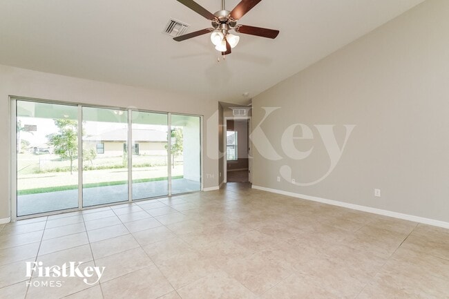 Foto del edificio - 23 NW 27th Ln