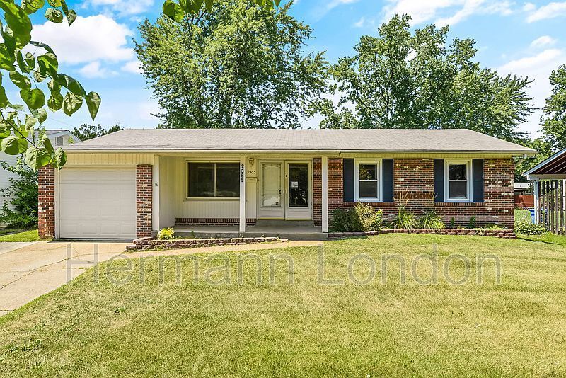 Foto principal - 2365 N Pointe Ln