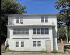 Primary Photo - Spacious 3 bedroom in Triplex Available now!!