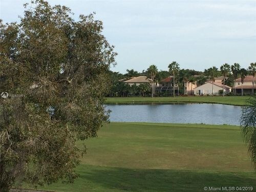 Building Photo - 16251 Golf Club Rd